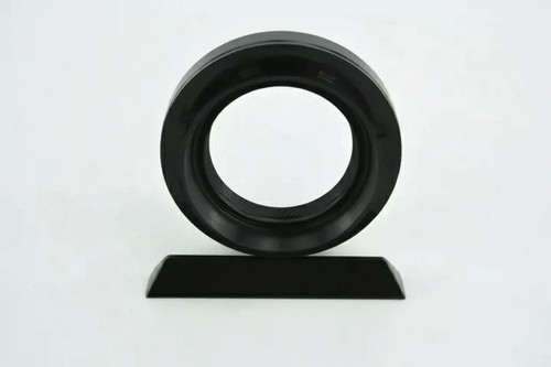 Gearbox shaft seal