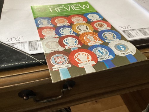 Football league review - league,