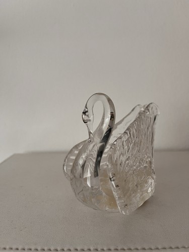 Crystal glass swan - crystal/glass,