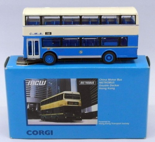Corgi scale model bus - corgi,