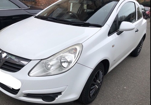 Breaking vauxhall corsa 2007 - breaking,