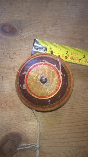 Wooden yoyo vintage - vintage, yo