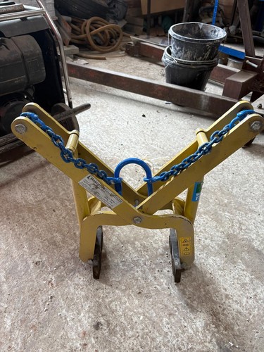 Boscaro kerb lifter clamp - boscaro,