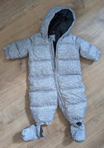 Gap baby snowsuit unisex 12 - unisex,