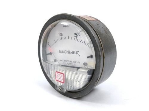 Dwyer 2000 300pa magnehelic - 2000-300pa,