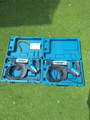 Two makita 6843 professional - 6843,