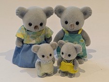Sylvanian families outback - families,