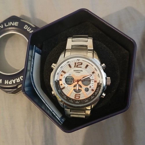 Martyn line watch - line,
