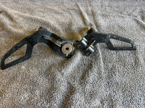 Suzuki drz400 foot rests rear - suzuki,