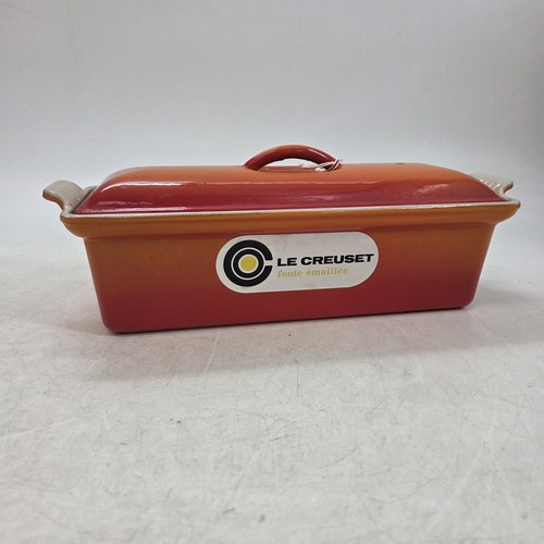 Creuset loaf pan baker - le,