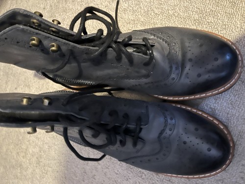 Clarkes grey leather ankle - grey,