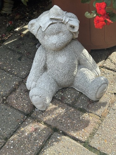 Teddy bear statue concrete - teddy,