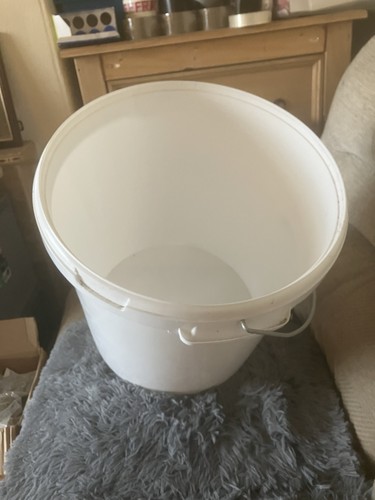 Large iws buckets heavy duty - iws,