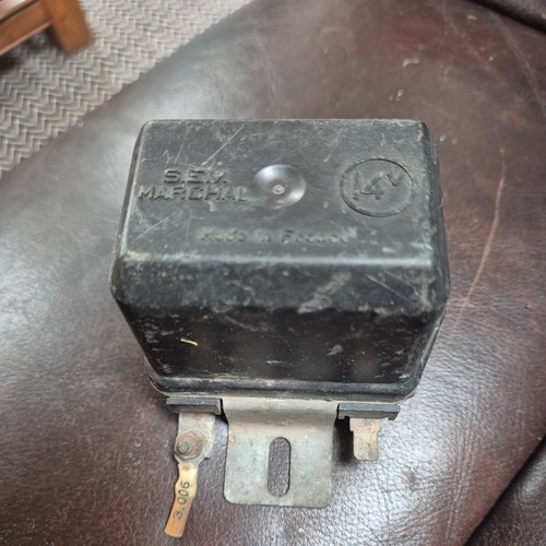 Sev marchal voltage - v,