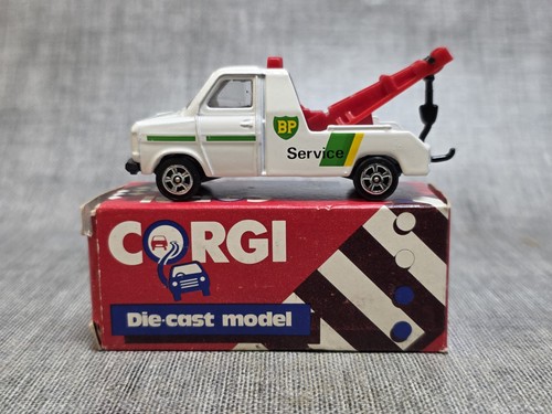 Corgi ford transit - corgi, wrecker