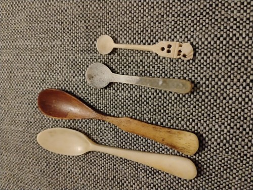 Vintage salt spoons - vintage,