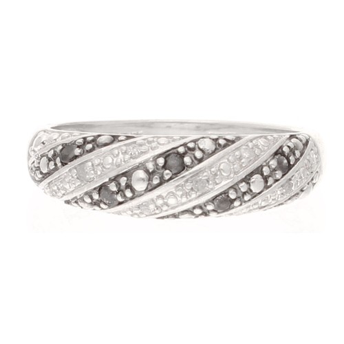 9carat white gold 15ct - 9carat, black