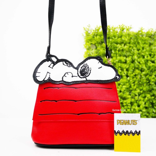 Peanuts snoopy dog - snoopy, house
