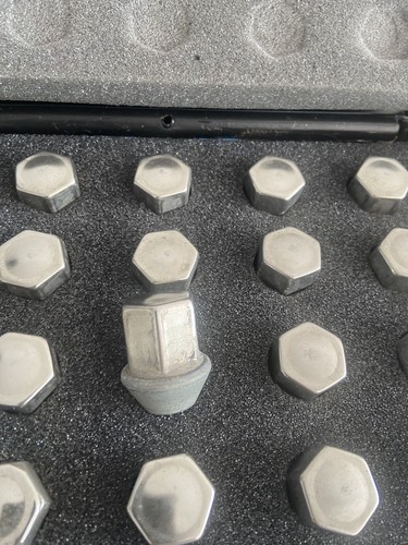 Land rover wheel nuts - rover,