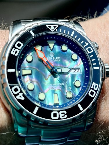 Deep blue pro - sea, 1000m