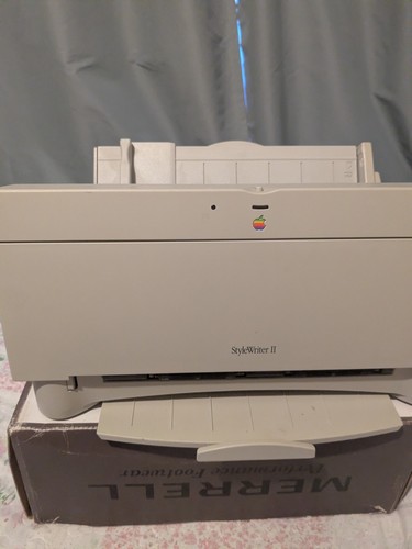 Vintage apple stylewriter - apple, ii