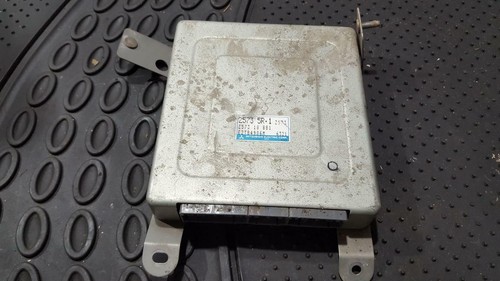 E2t84986m z5735r1 z57318881 - ,