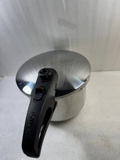 Tower T80244 6L/22cm Pressure Cooker with Steamer Basket - Broken on Handle