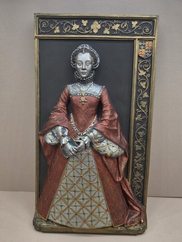 Marcus replicas elizabeth - marcus, i
