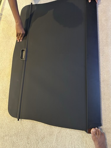 Retractable cargo cover for - cargo,