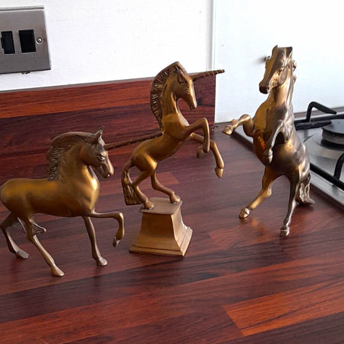 Set brass horse - of,