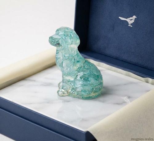Very cute gemstone doggy - very,