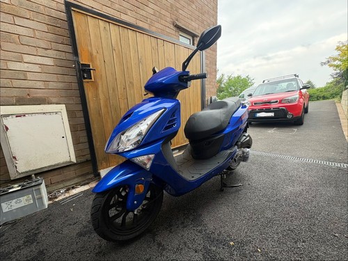 Direct bikes 125cc scooter - scooter,