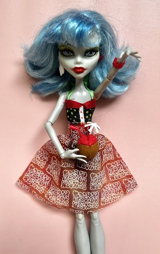 Monster high 2011 - 🖤,