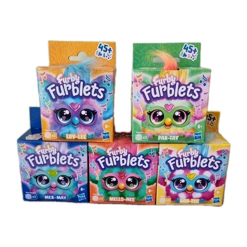 Furby set of - furby,