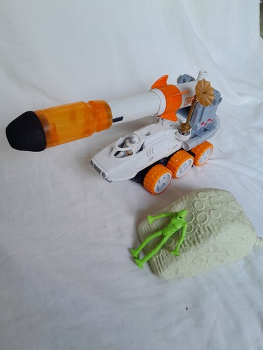 Matchbox mega rig space - matchbox, rover