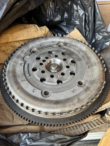 Mercedes fly wheel - fly,
