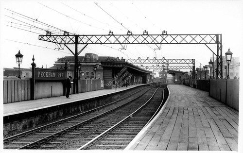Peckham rye train station - rye,
