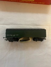 Tri-ang R114 Green Permanent Way Dept. Track Cleaning Wagon TR 9372 OO Gauge