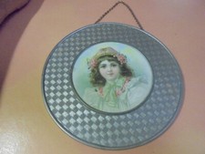 Vintage Young girl with bonnet