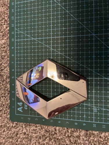 Renault logo tailgate badge - logo,