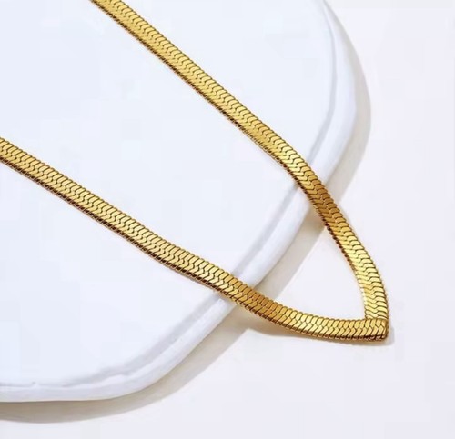 Zara style minimalist gold - minimalist,