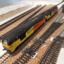 Hornby R3659 Class 67 Colas