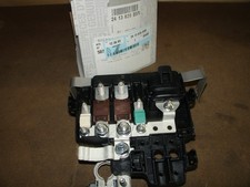 241362885R Fuse Box For