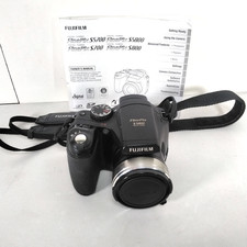 Fujifilm Finepix S5700 Camera 8Mp With Instructions Tested In Working Order