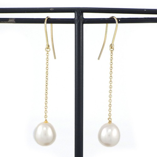 Tiffany hook pierced - &, co.