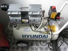 Hyundai Compressor model HY7524 c/w small propane heater & air line