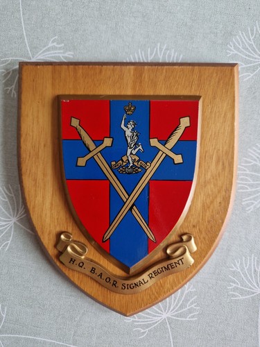 Wall plaque shield q - wall, h.