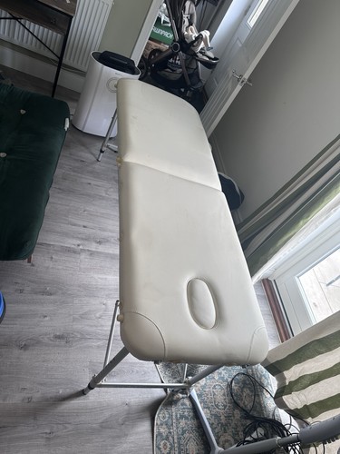 Portable folding massage table - folding,