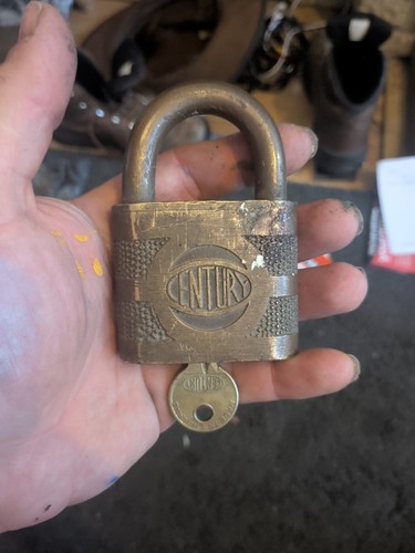 Vintage century brass - century, padlock