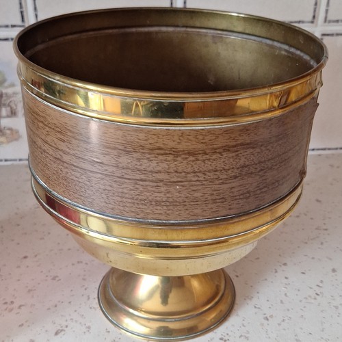 Brass coloured metal pedestal - brass-coloured,
